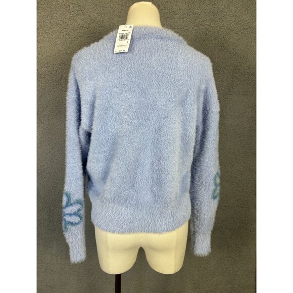 Hooked up by Iot Juniors' Women's Eyelash Floral Fuzzy Sweater Blue Small NWT's - Picture 5 of 8
